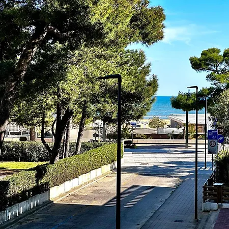 Apartment Bay Watch Apartment By The Sea Lignano Sabbiadoro