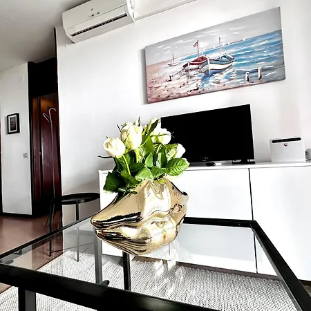 Bay Watch Apartment By The Sea Apartment *